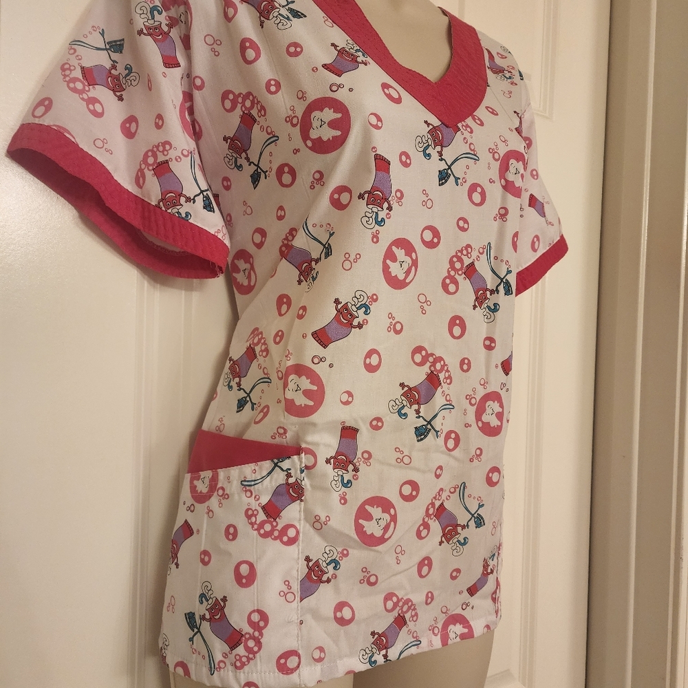Bervic Scrub top- size M - Picture 4 of 5